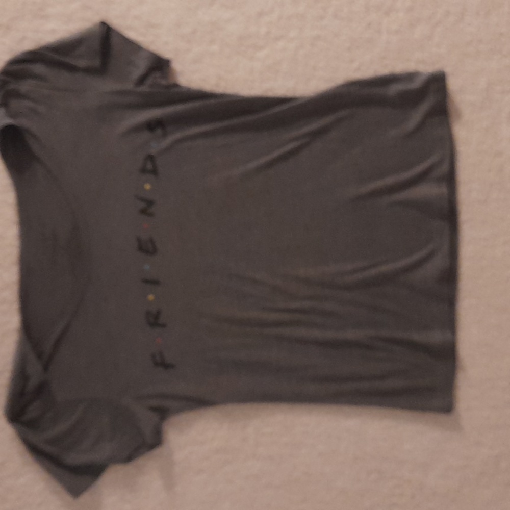 Tee shirt